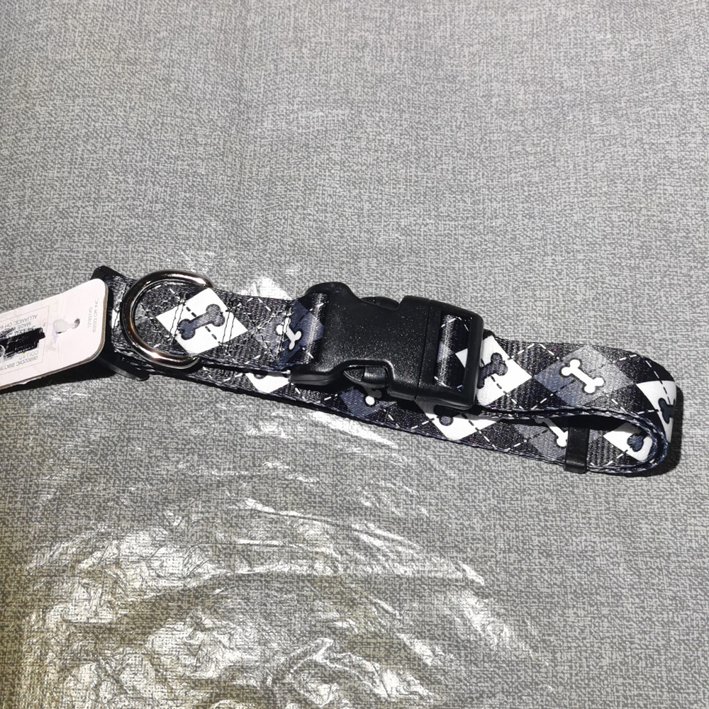 Dog Collar large L  Pet Attire New NWT Bones Grey Gray White Black  New